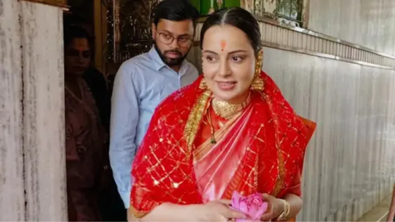 Kangana Ranaut Spotted With Mangalsutra and Sindoor