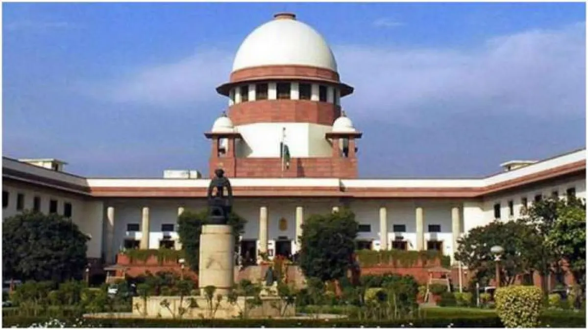 Supreme Court Calls Homemakers "Nation Builders" , Sets Rs 30,000 Notional Income for Accident Compensation