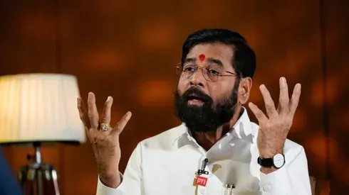 Operation Tiger Strikes: Seven Shiv Sena (UBT) MPs Set to Cross Over to Eknath Shinde's Camp