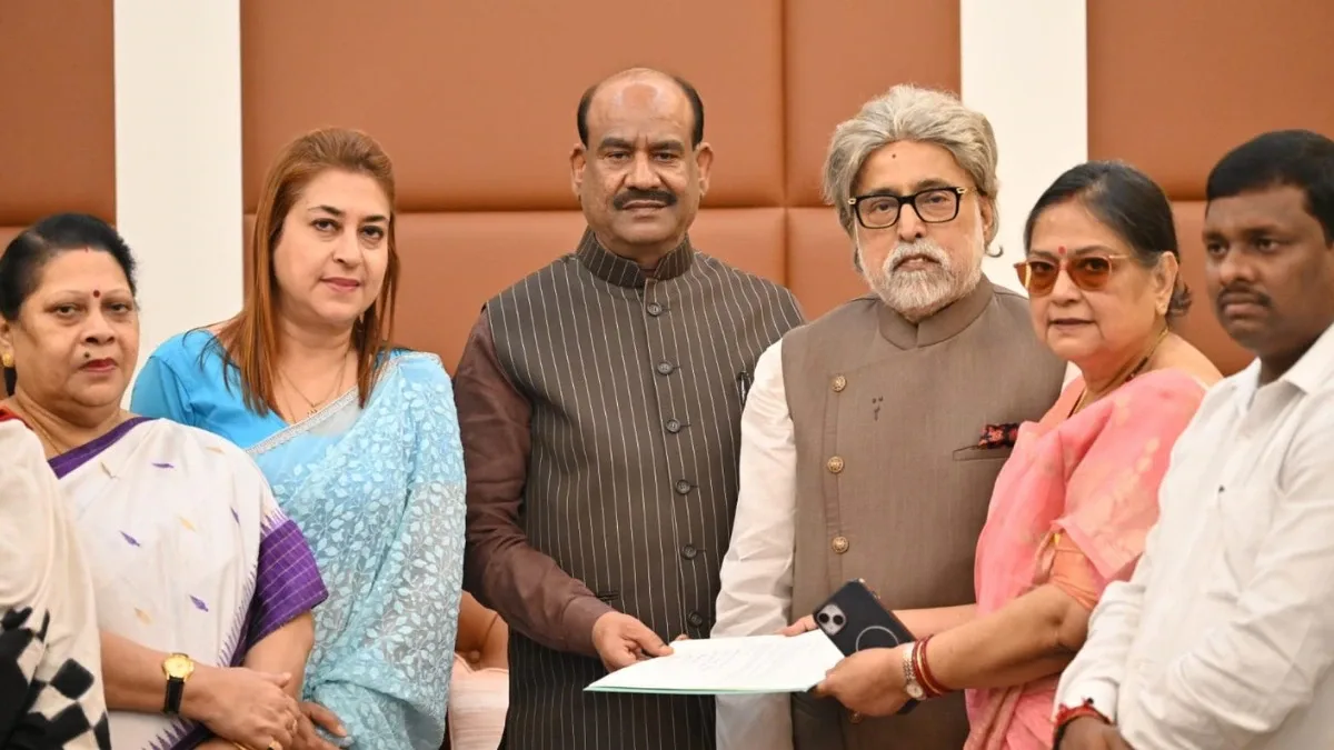 20 Rebel TMC MPs Merge With NCPI to Back NDA: The Political Gamble Reshaping Bengal's Power Equation