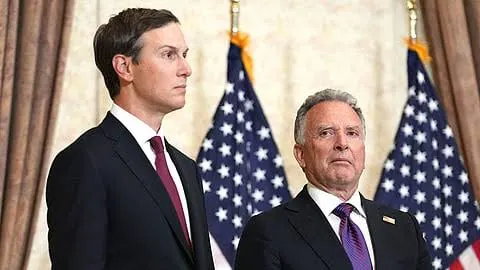 US Envoys Meet Qatari Mediators For Iran Talks: