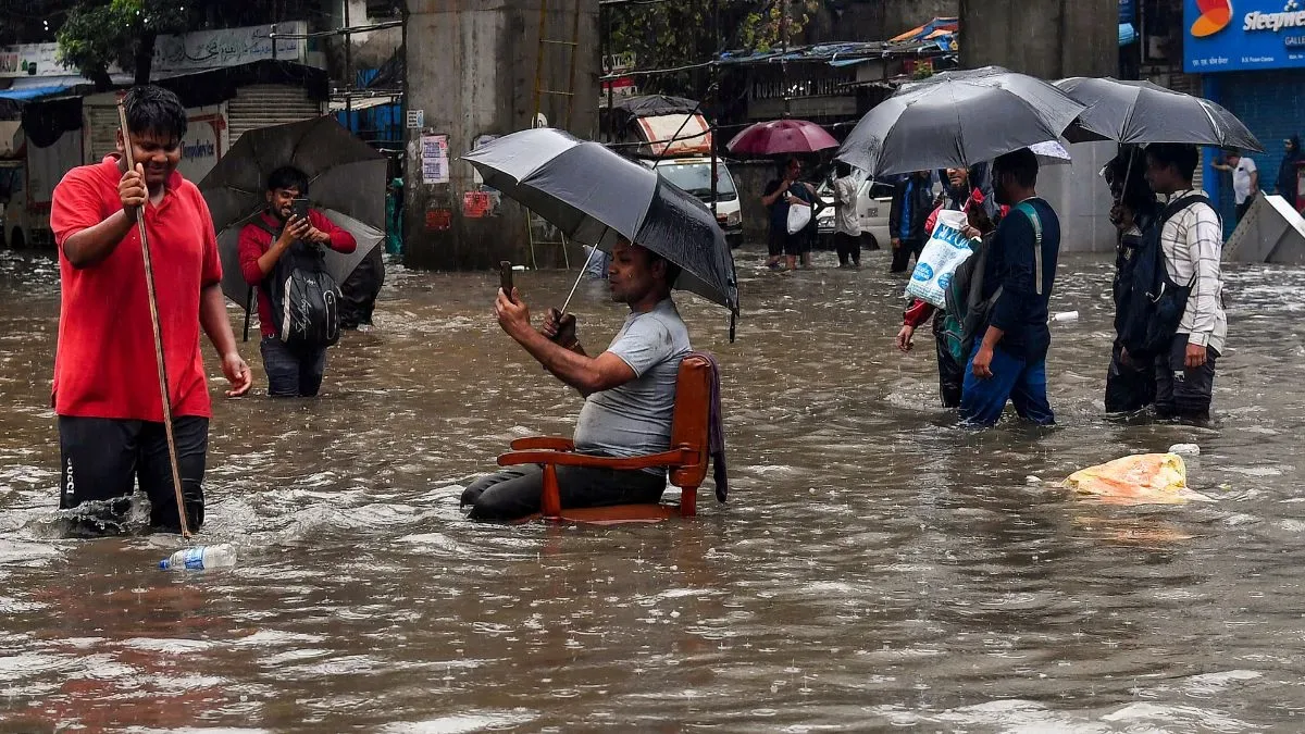 Mumbai Red Alert: Why the City Is Underwater Again Today