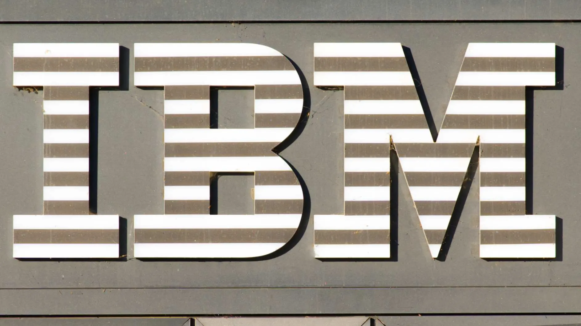 IBM Q2 2026 Earnings Miss: Why Shares Dropped Nearly 18% Overnight