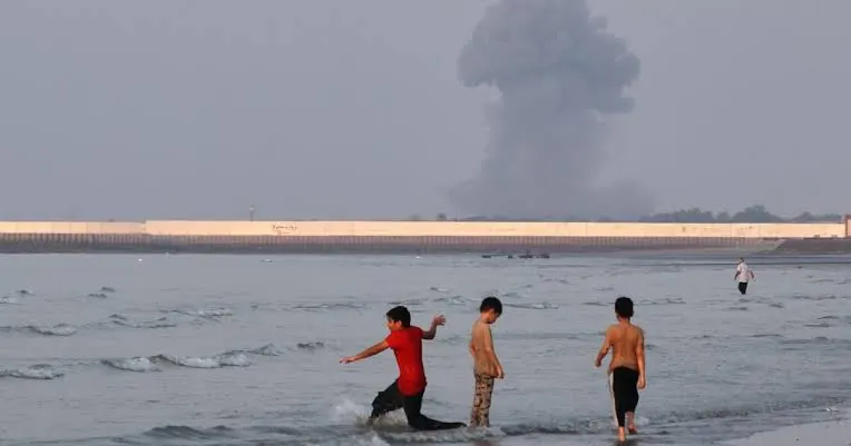 Trump Strait of Hormuz Fee U-Turn: Why the 20% Toll Lasted Barely a Day