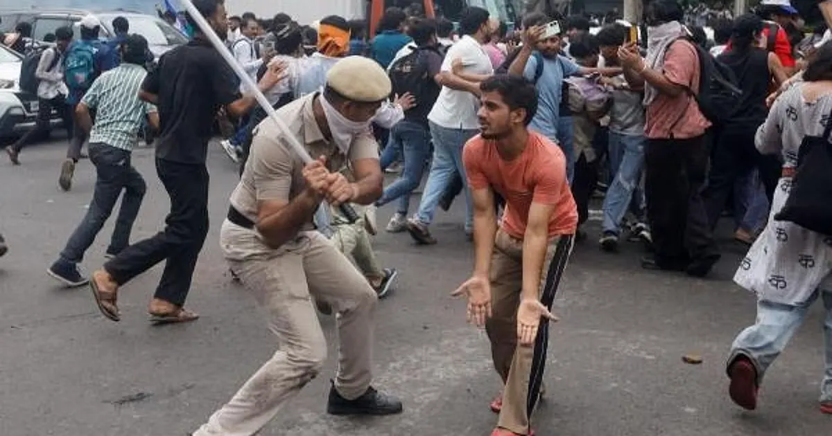 Delhi Police Deny Pellet Guns Against Protesters: What The Evidence Actually Shows