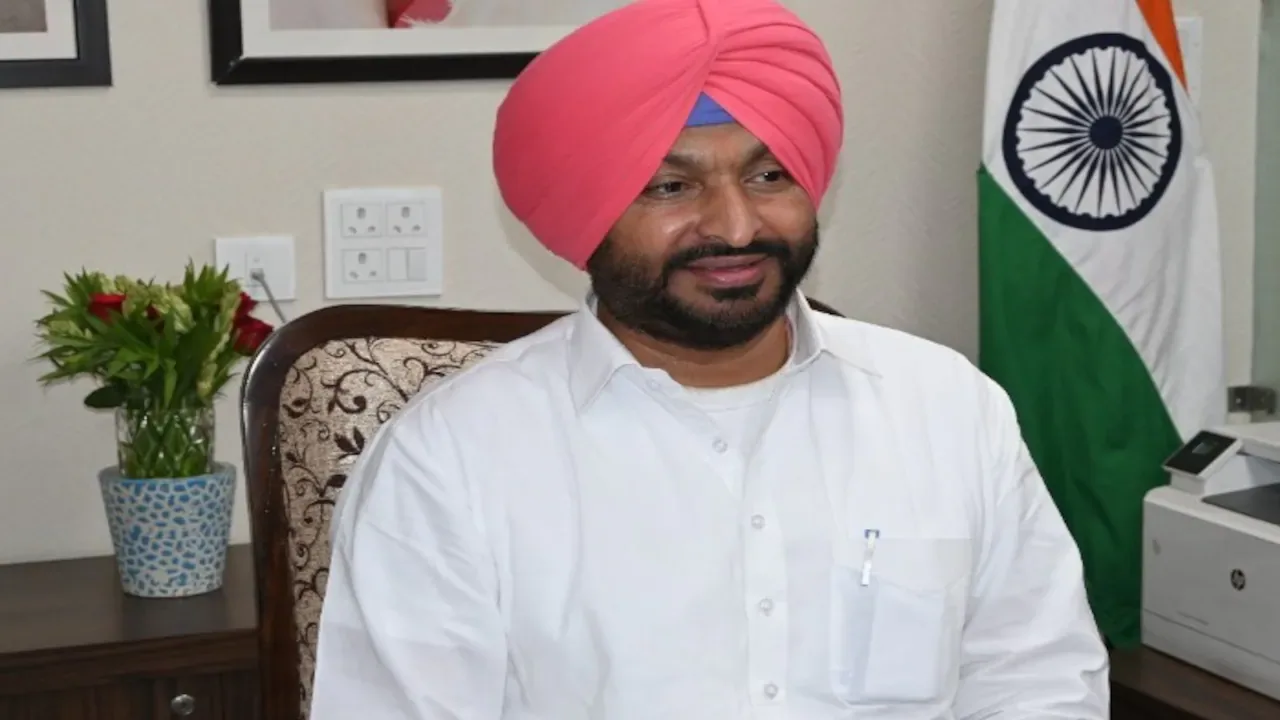 Ravneet Singh Bittu Resigns From Union Council of Ministers