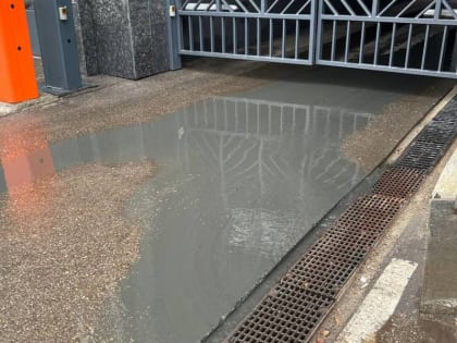 Слив нечистот из бизнес-центра в Нижнем Новгороде