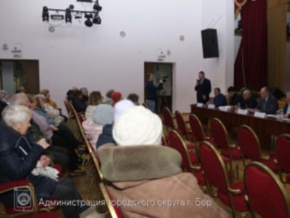 Традиционные встречи с жителями стартовали с поселка Память Парижской Коммуны
