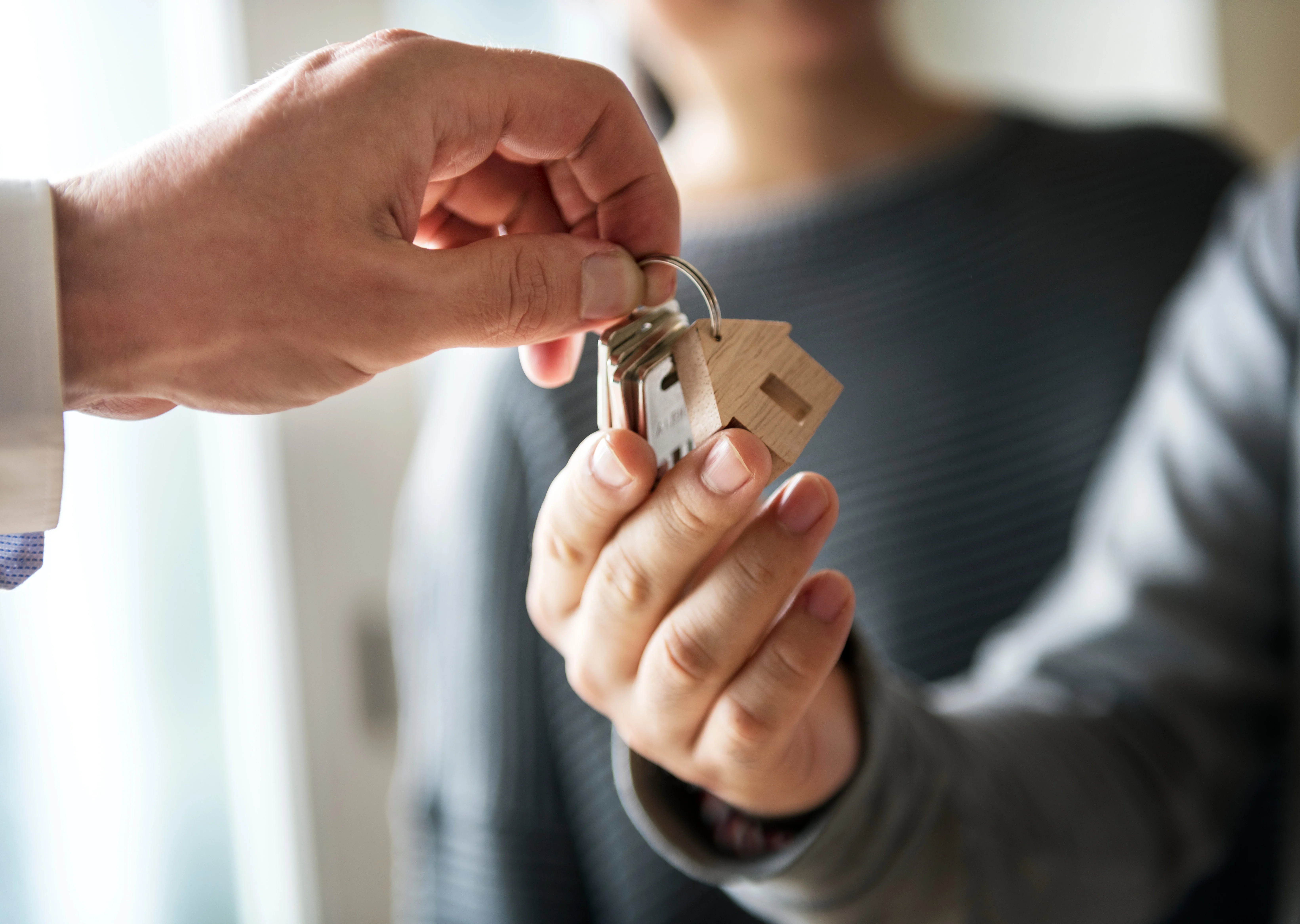 real-estate-companies-using-online-notary-services