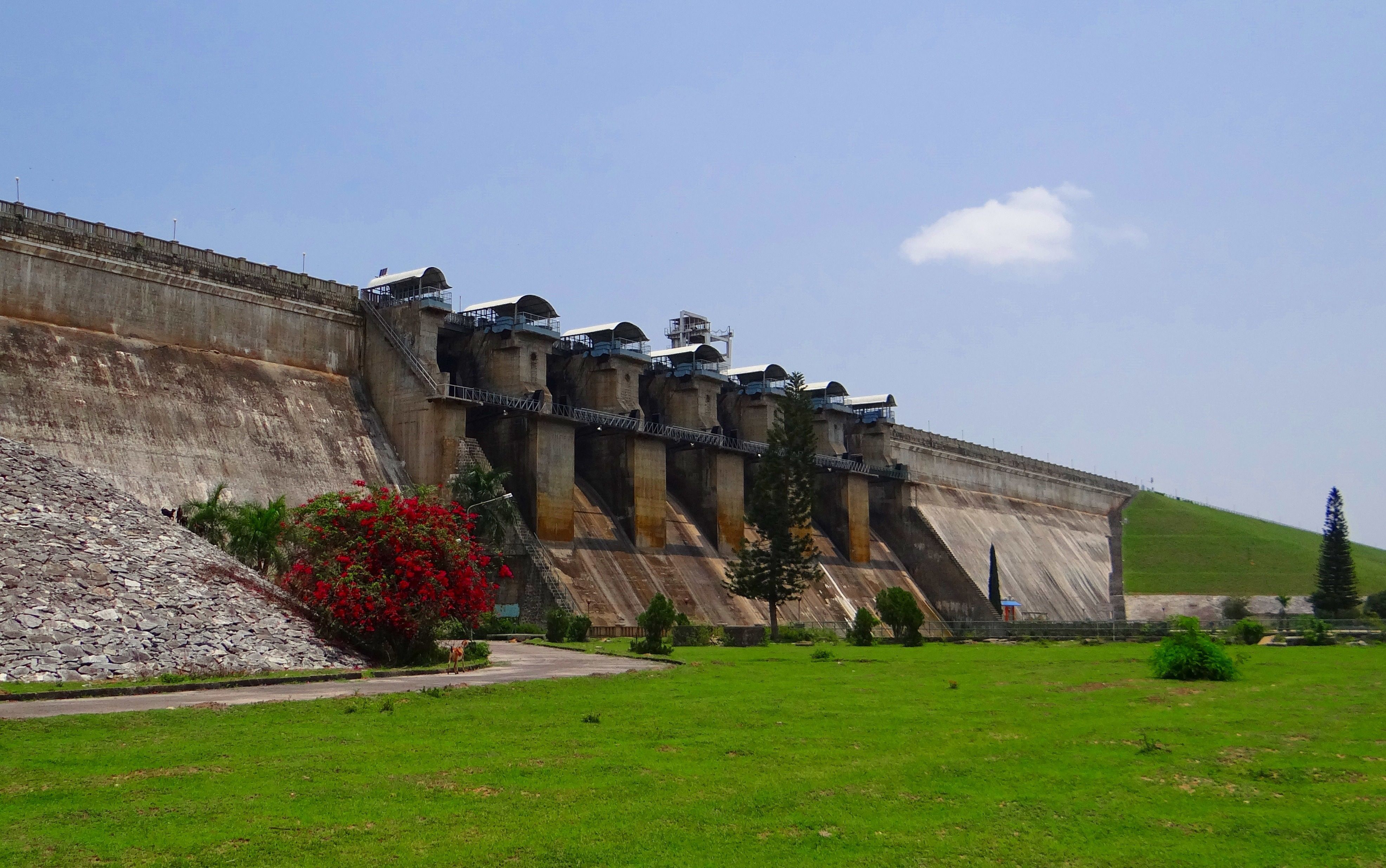 Gorur Dam