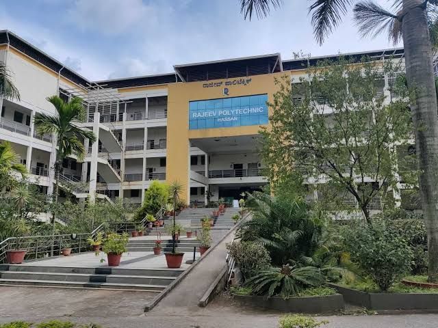 Rajeev Institute of Technology (Degree College)