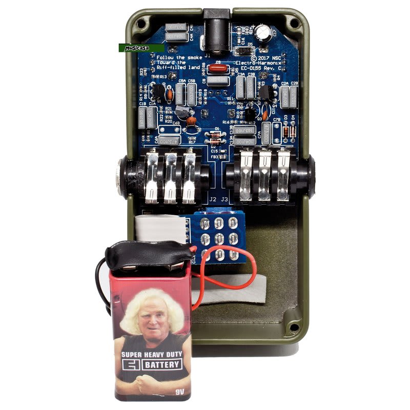 ELECTRO HARMONIX (GREEN RUSSIAN BIG MUFF) DISTORTION/SUSTAINER
