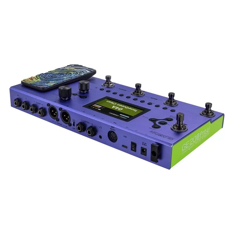 MOOER (GE200) 55 AMP Mod/26 Speaker sim/70 Efectos/40 patrones ritmicos/200 preset