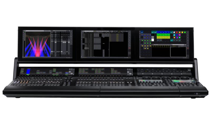 MA (4010500-2) GRANDMA3 FULL-SIZE CONSOLA DE ILUMINACION CON CASE (1 BULTO)