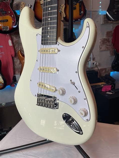 TAGIMA (T-635 SG D/WH) T-635 SG D/WH GUITARRA ELECTRICA TIPO TELECASTER CLASSIC VERDE SURF/BLANCO/ PALO DE ROSA