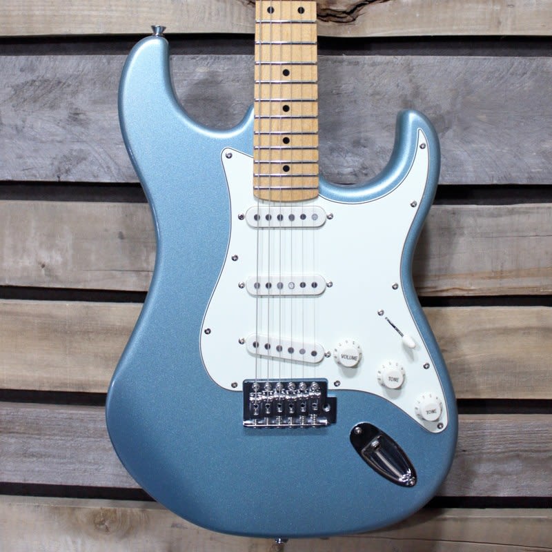 TAGIMA (TG-530 LPB LF AWH) TG-530 LPB LF AWH GUITARRA ELECT TIPO TELECASTER CLASSIC AZUL METALICO BLUE/BLANCO MINT