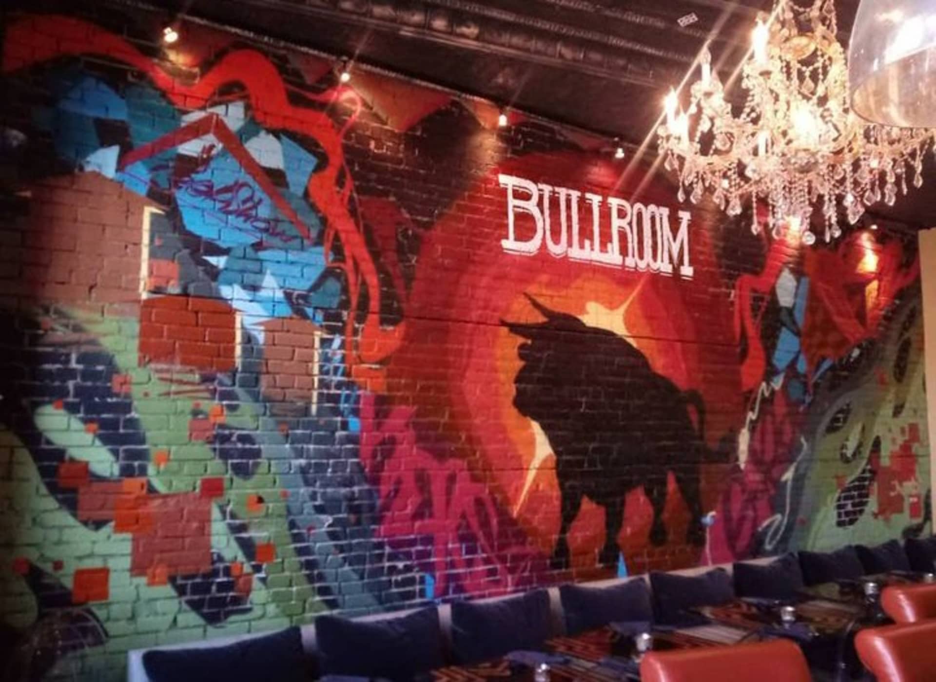 Bullroom 