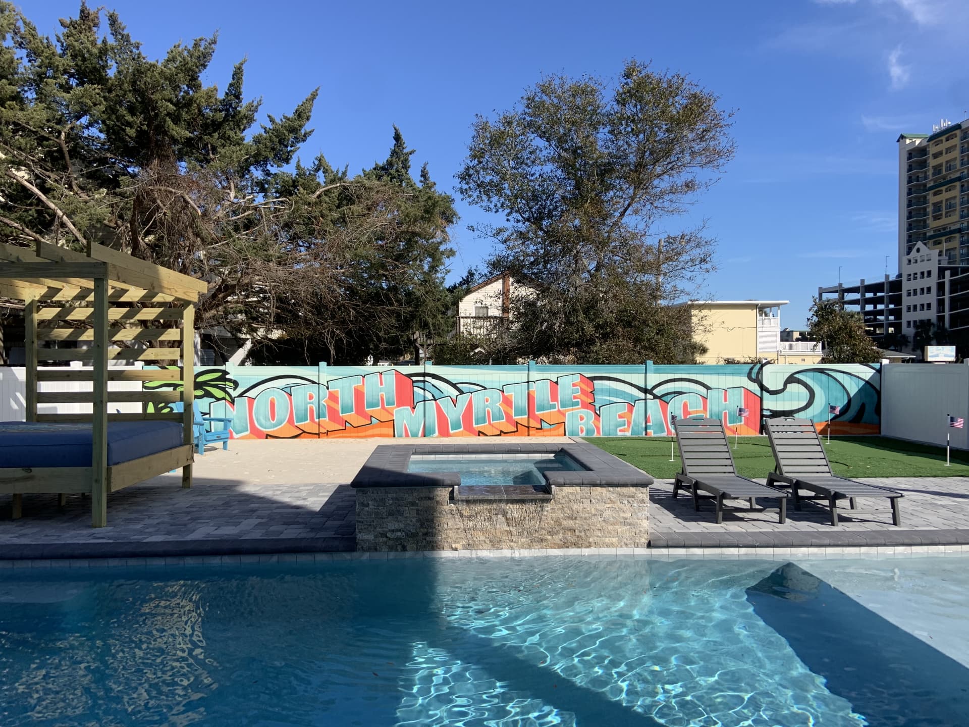Aqua Sands Pool Wall