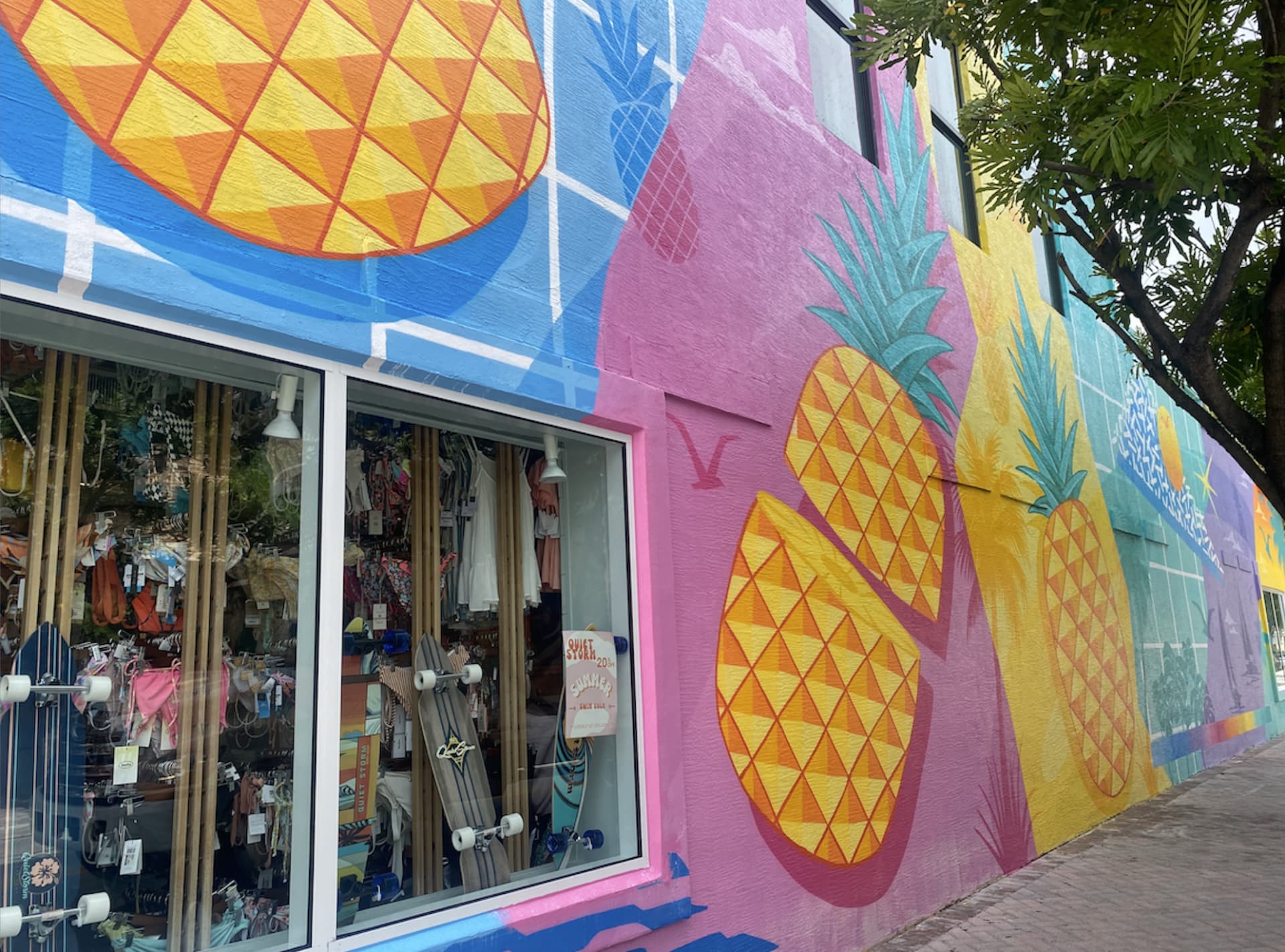 Tropical Vibes in Vibrant Geometry