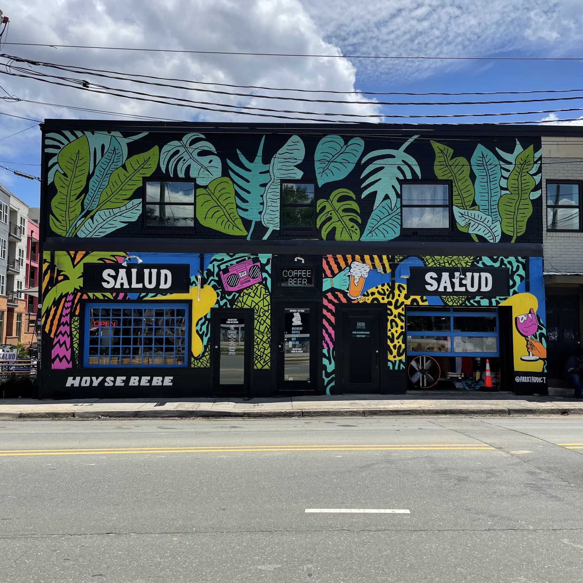 "Salud" 