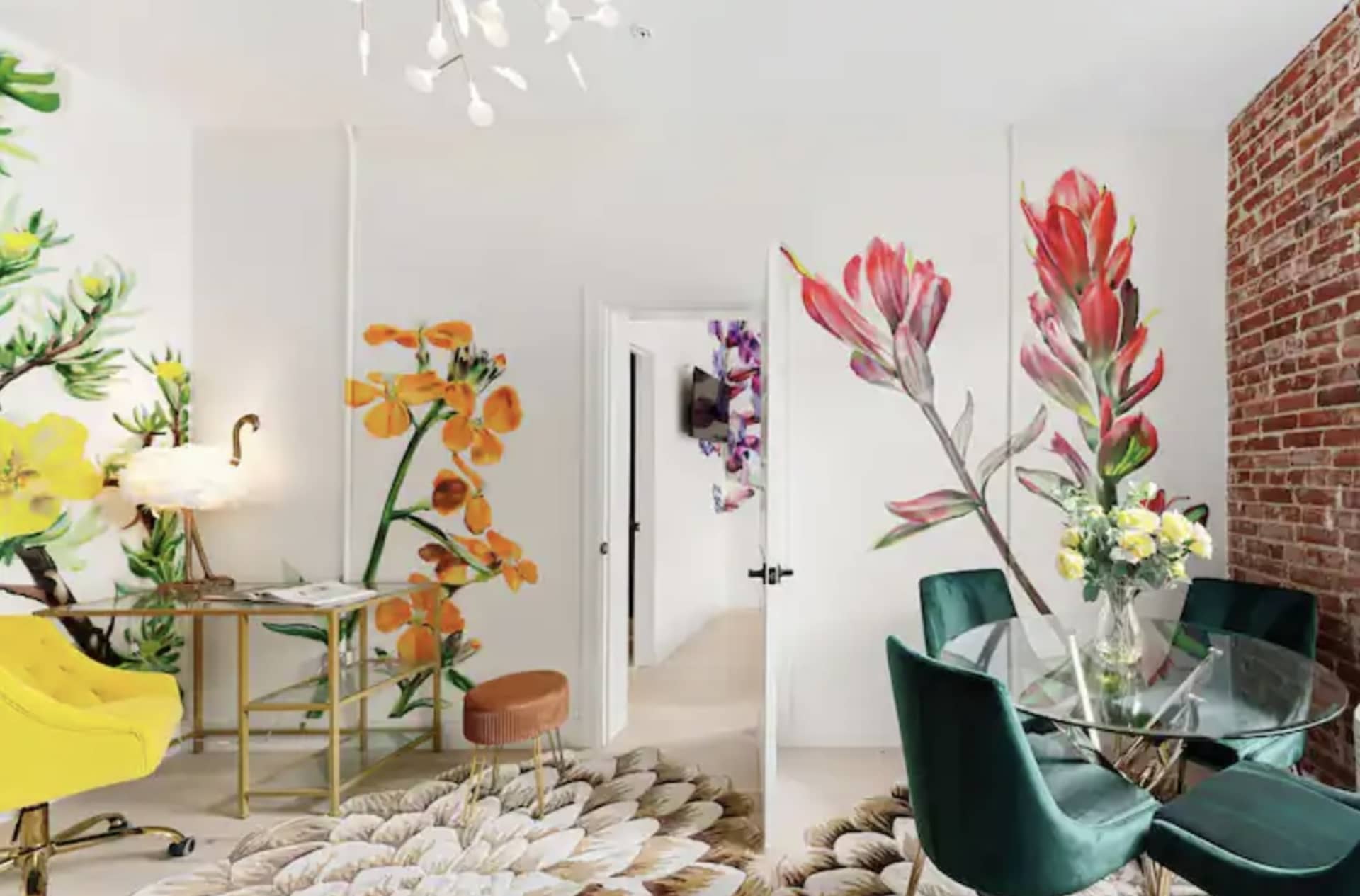 Grow Love Suite At The Acoma House