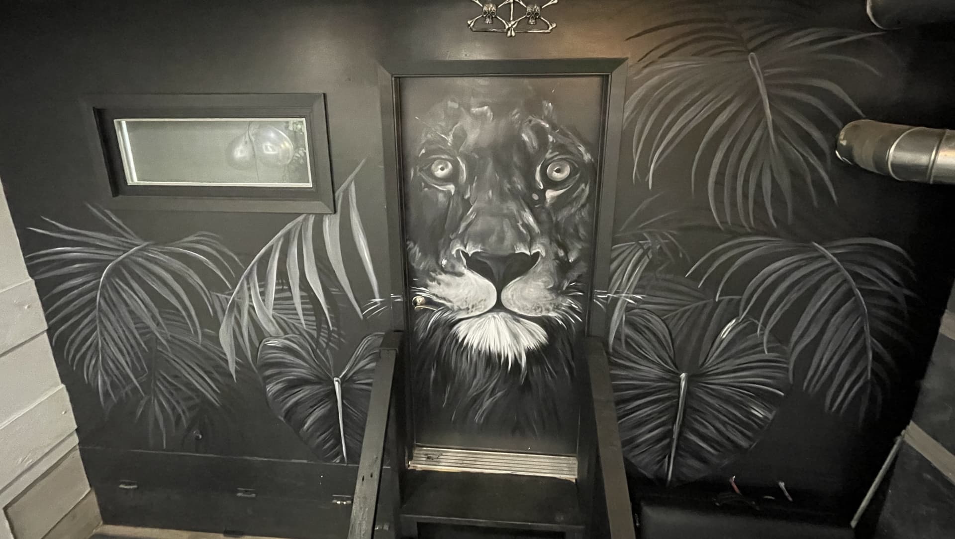 Lion's Den 