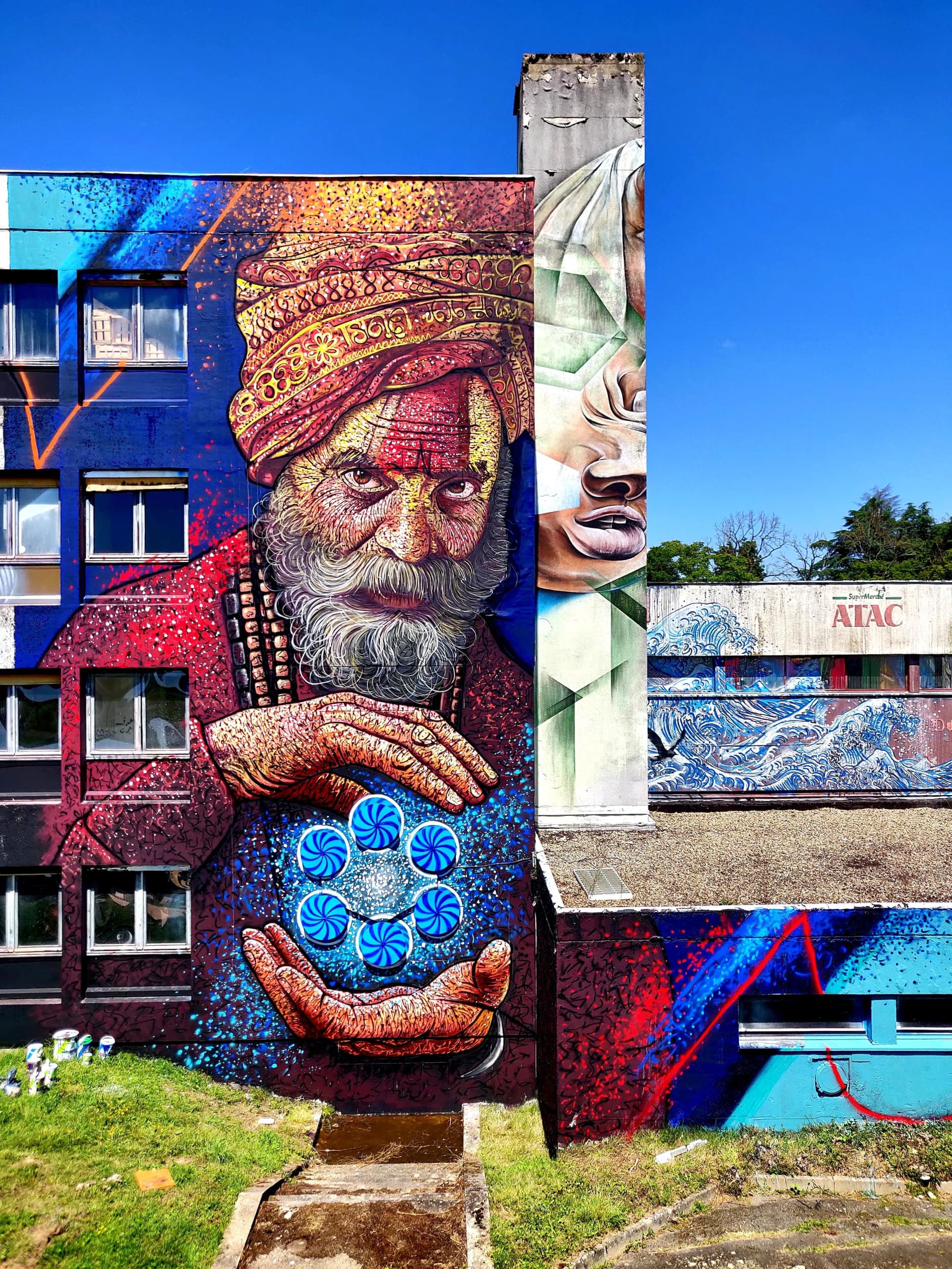Melchior - mechanical mural electrically powered (6 motors) see video on https://youtu.be/6sDG42TD4Mo