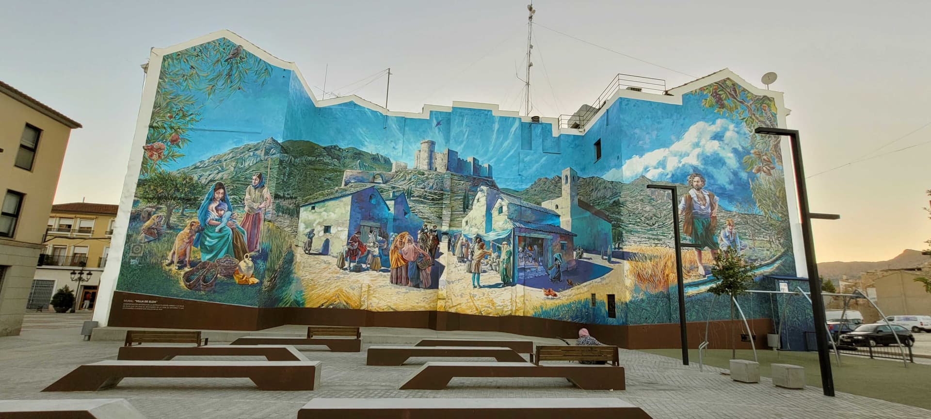 PLAZA DE ARRIBA
