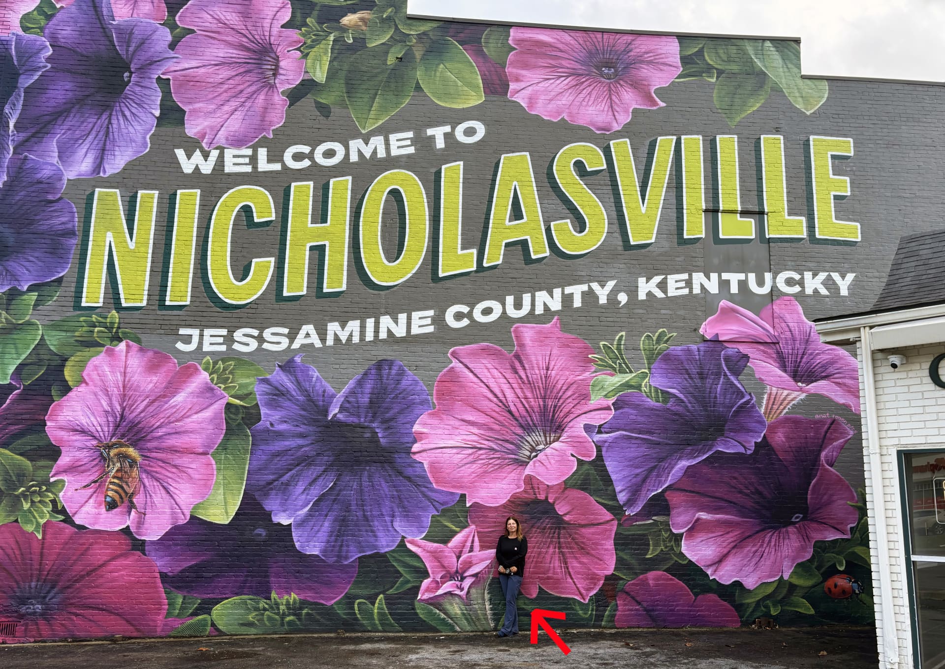 Floral Embrace of Nicholasville's Spirit