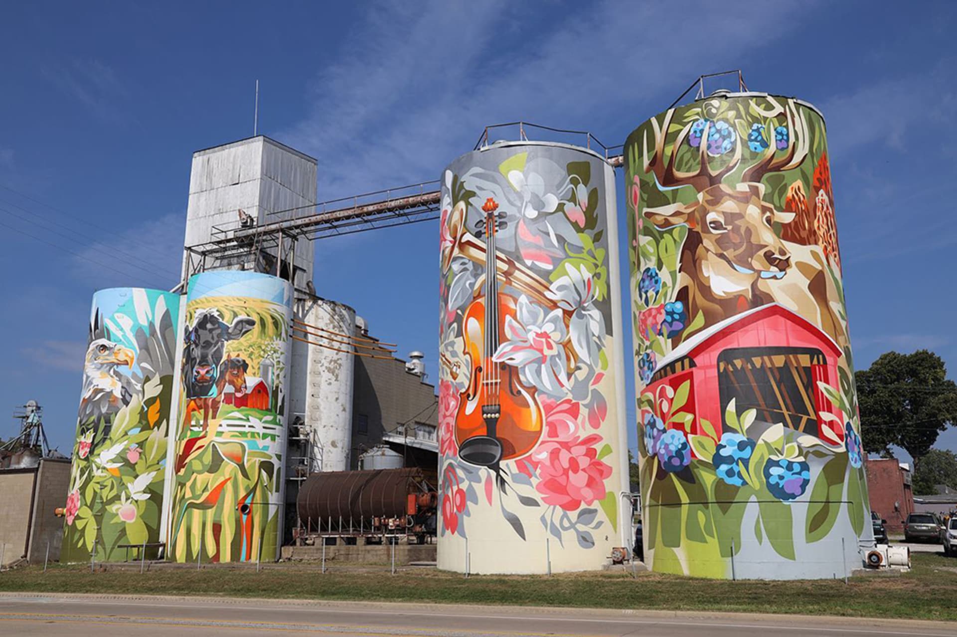 Silos by Key Detail