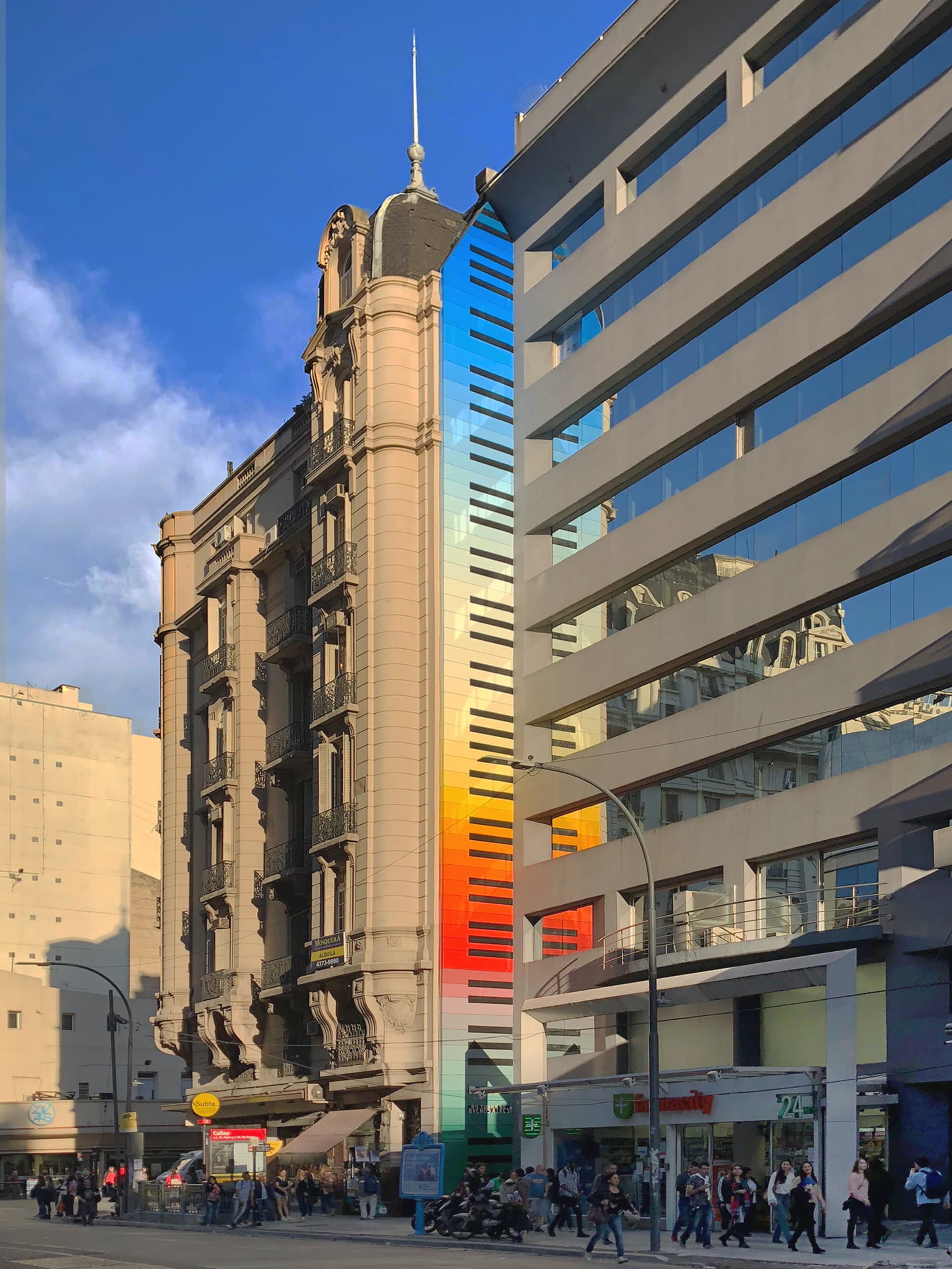 64 tones of Buenos Aires by Jorge Pomar
