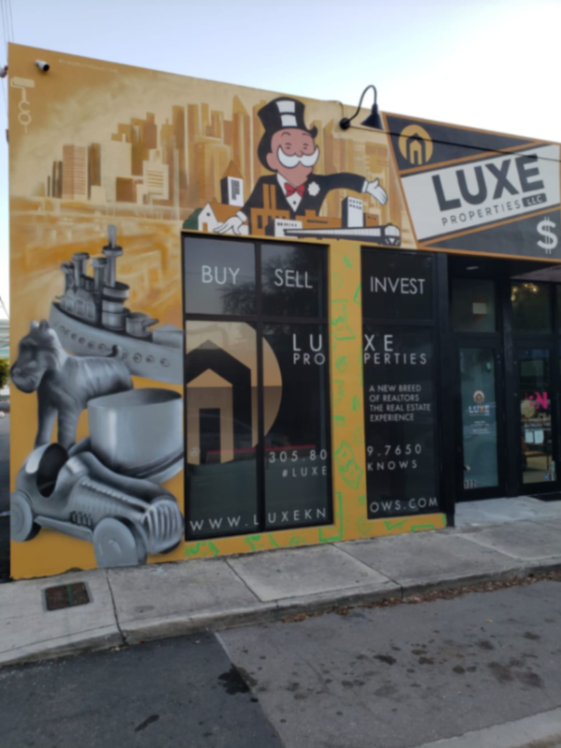 Luxe Properties by Dias