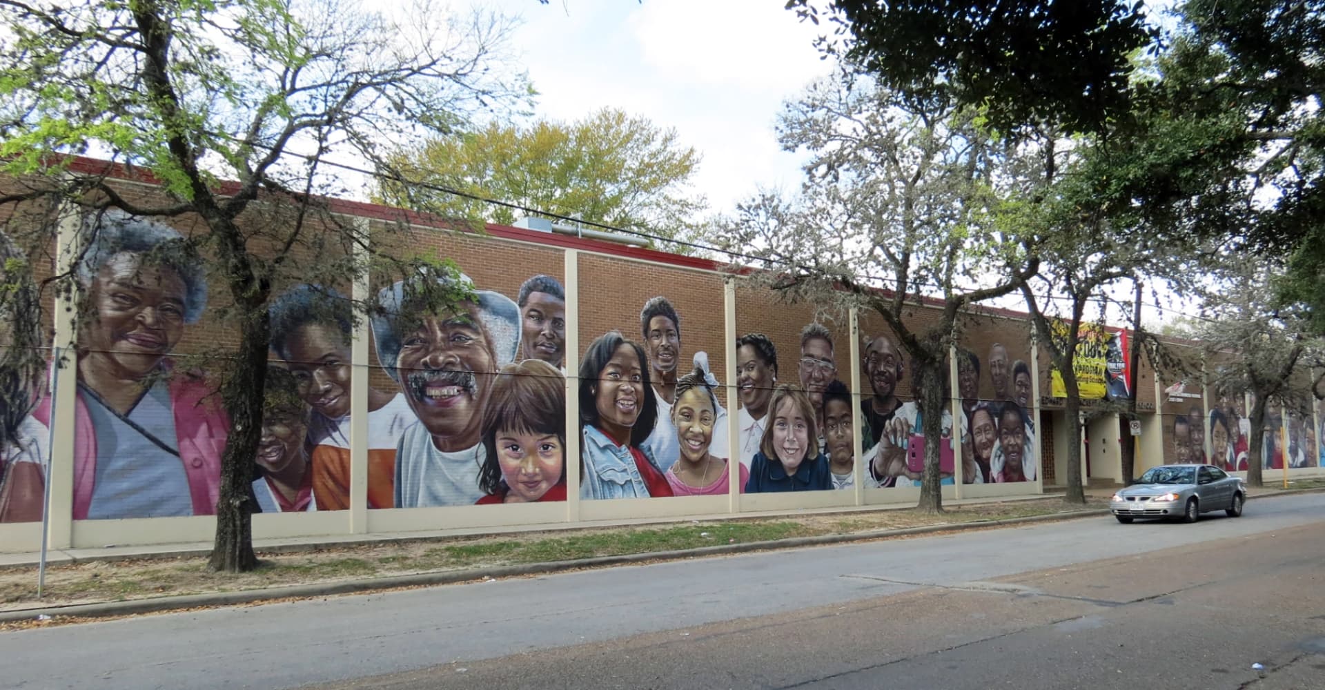 The Third Ward Selfie mural by Anat Ronen