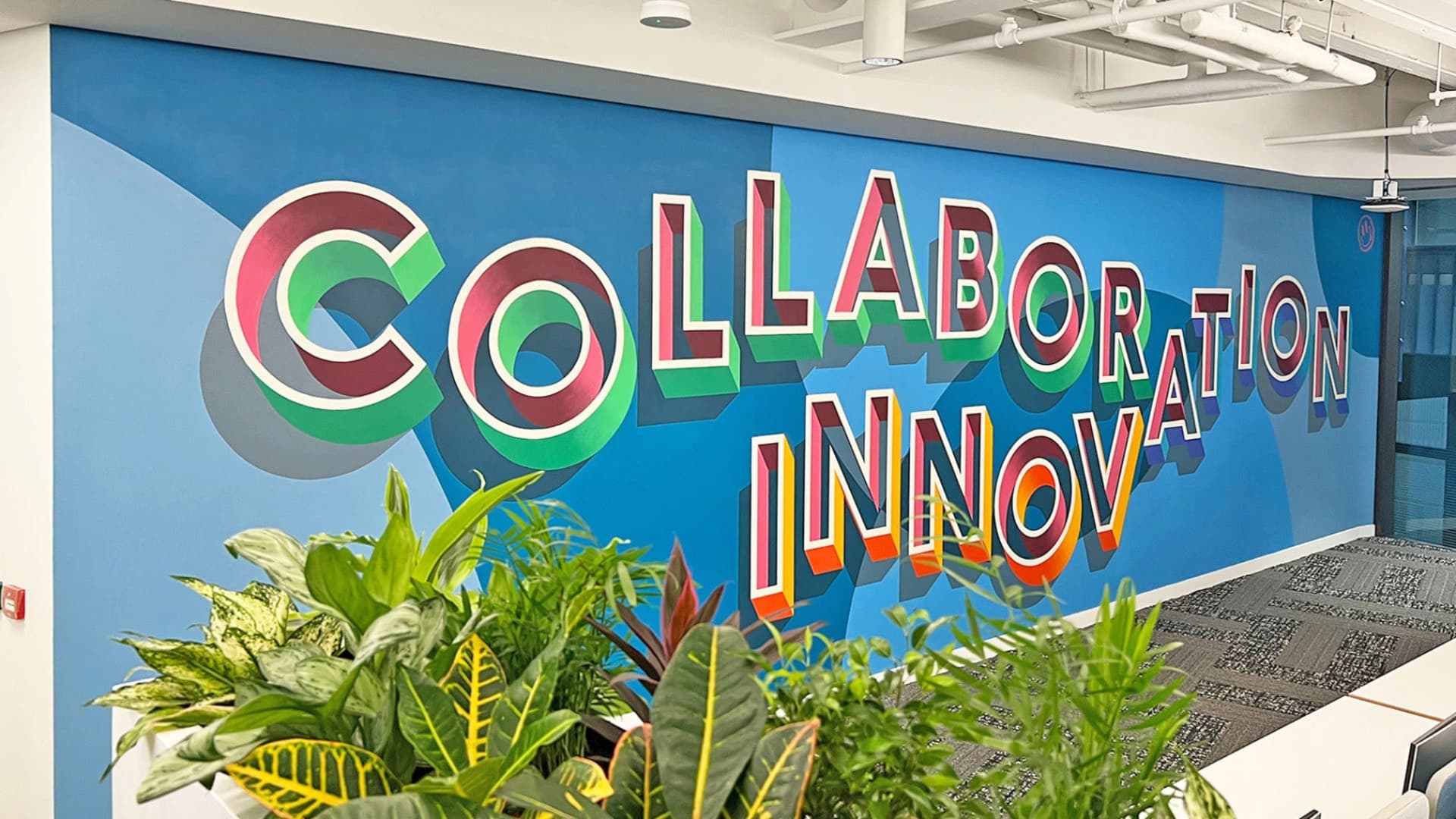 Collaboration innovation by Luke Smile