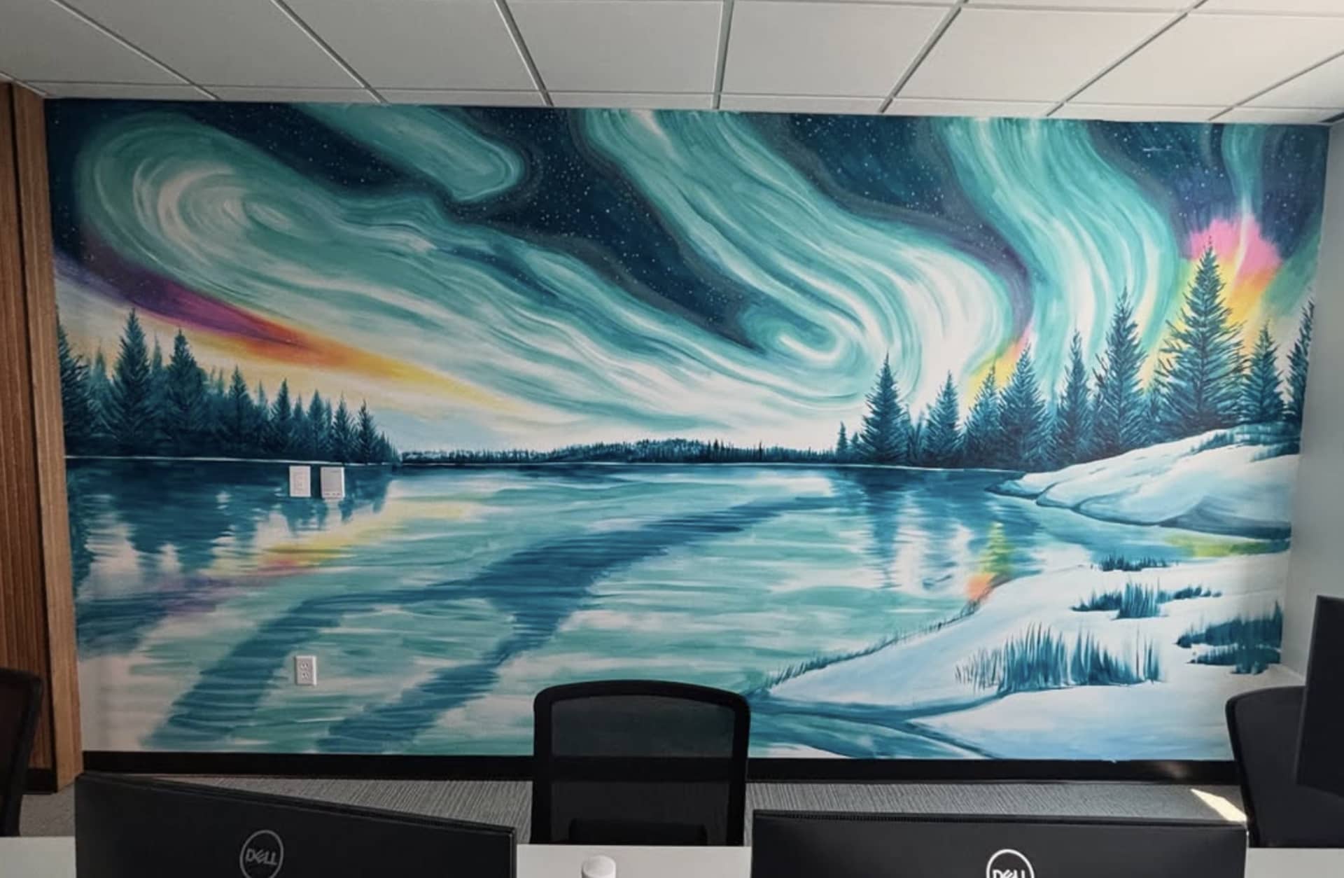 Aurora Boreal by Pintando Murales