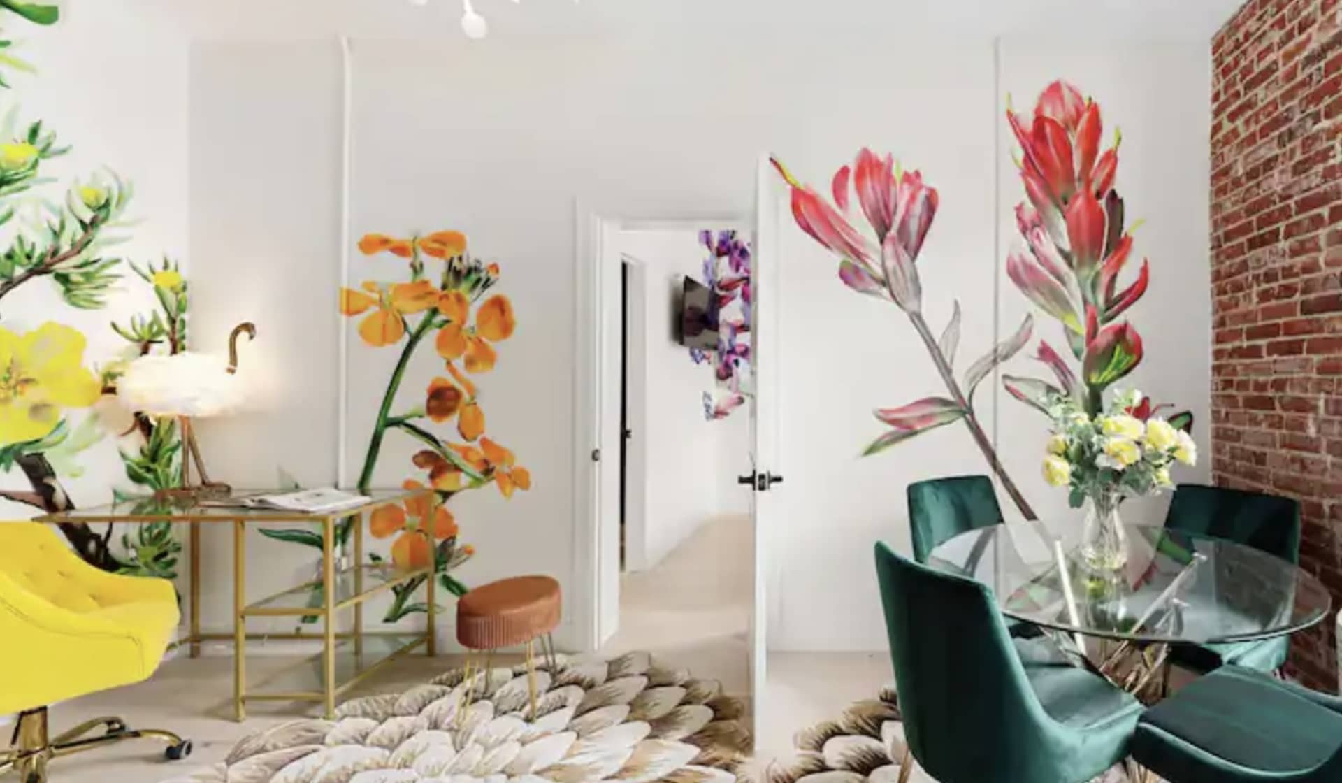 Grow Love Suite At The Acoma House