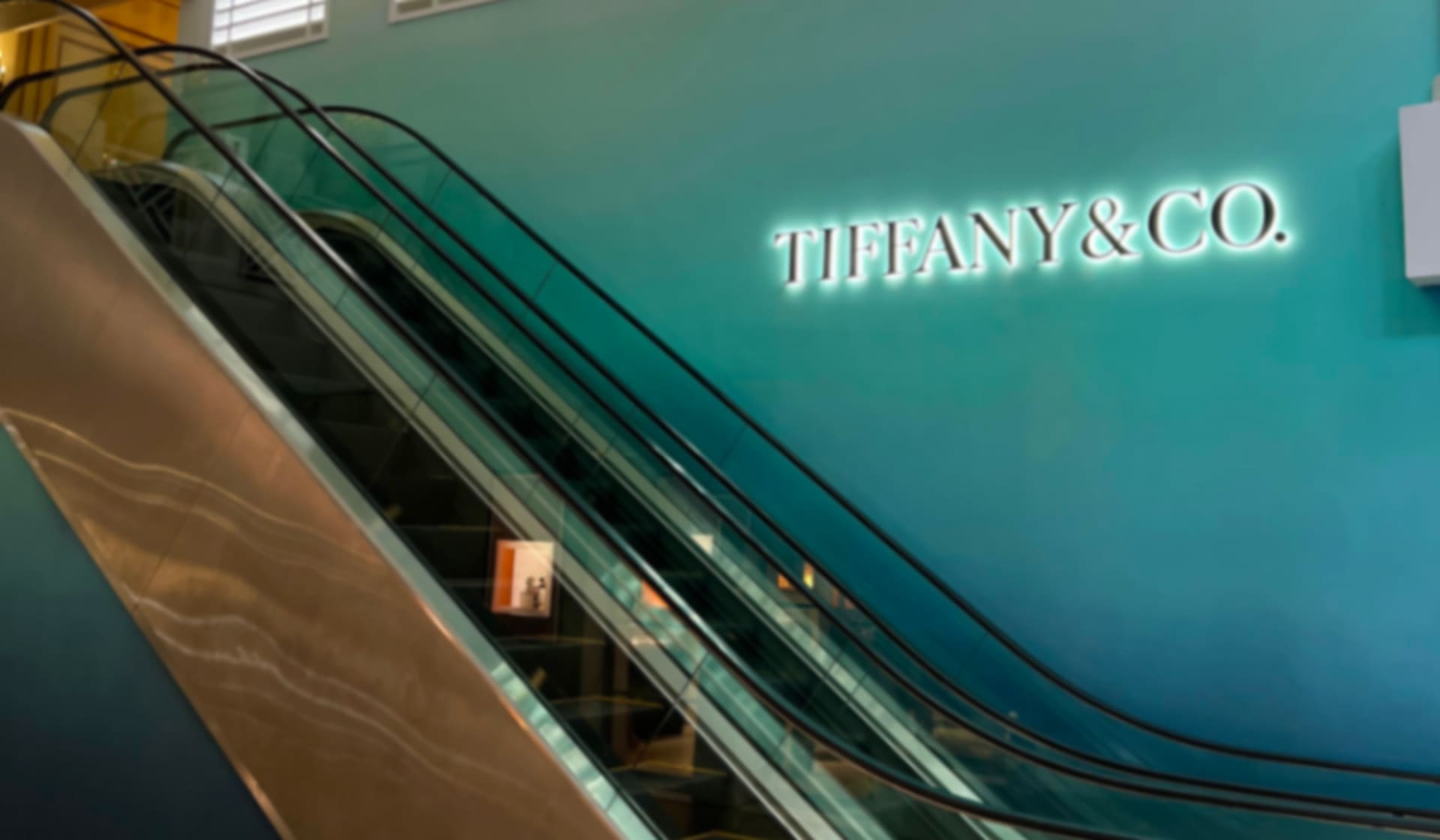 Tiffany & Co Rennaissance Mall Aruba Entrance