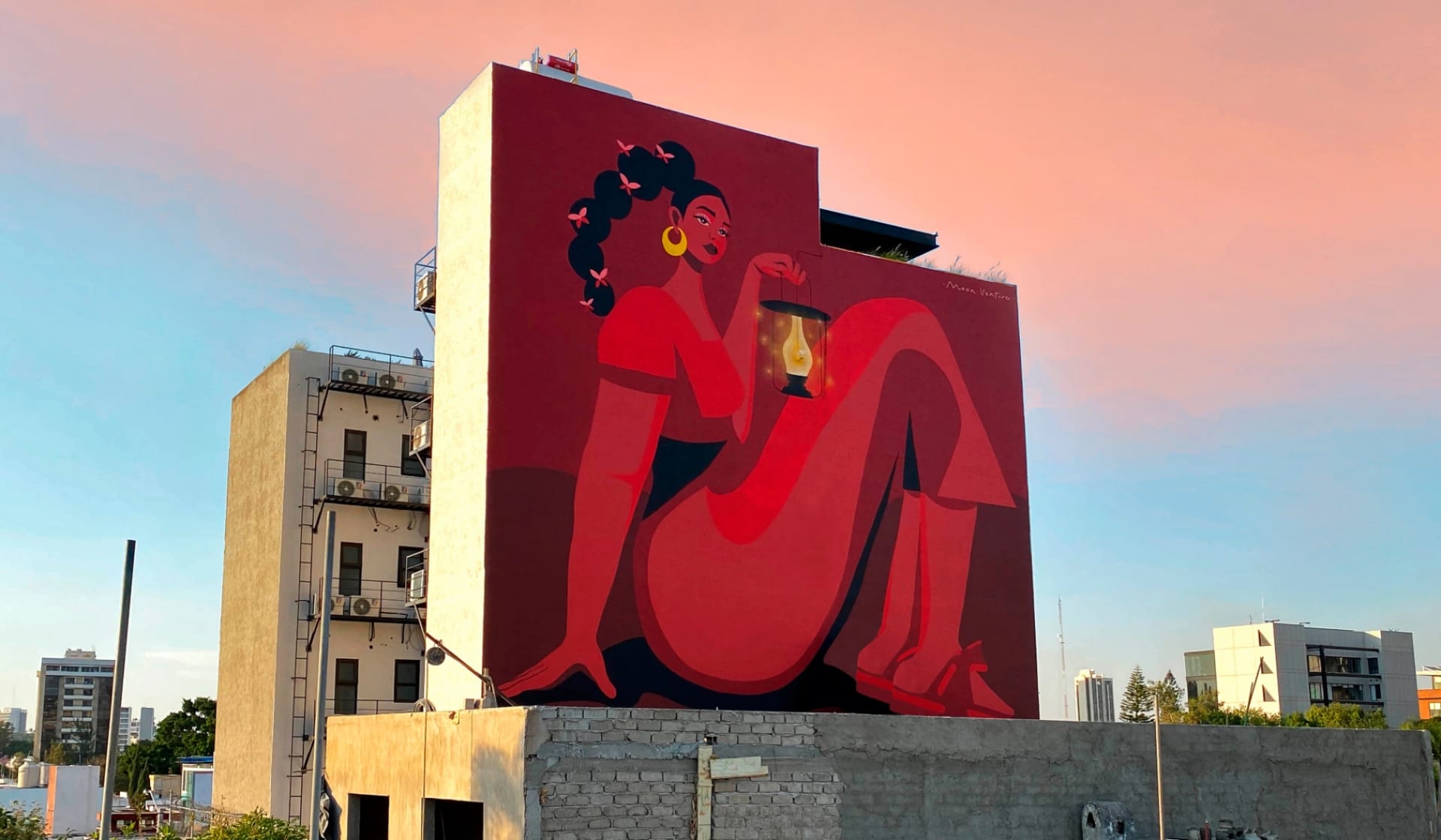 WOMAN IN RED