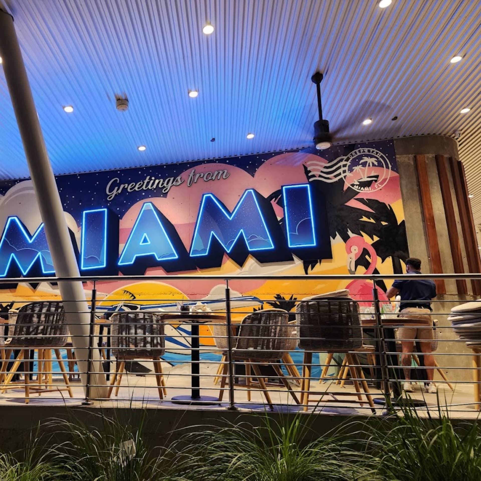 Greetings From Miami detail
