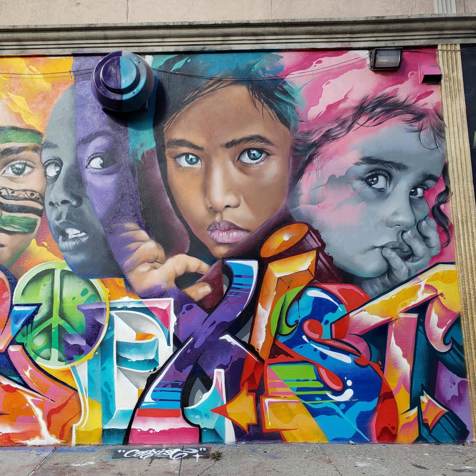 Coexist detail