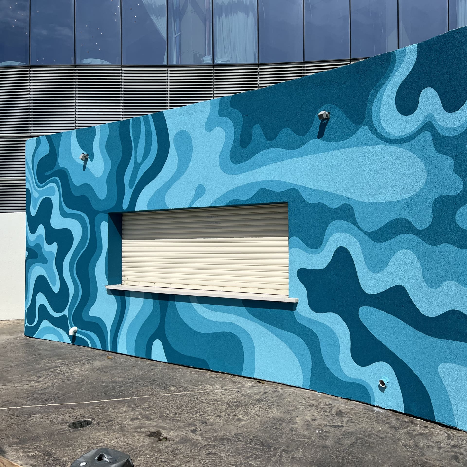 Waves detail