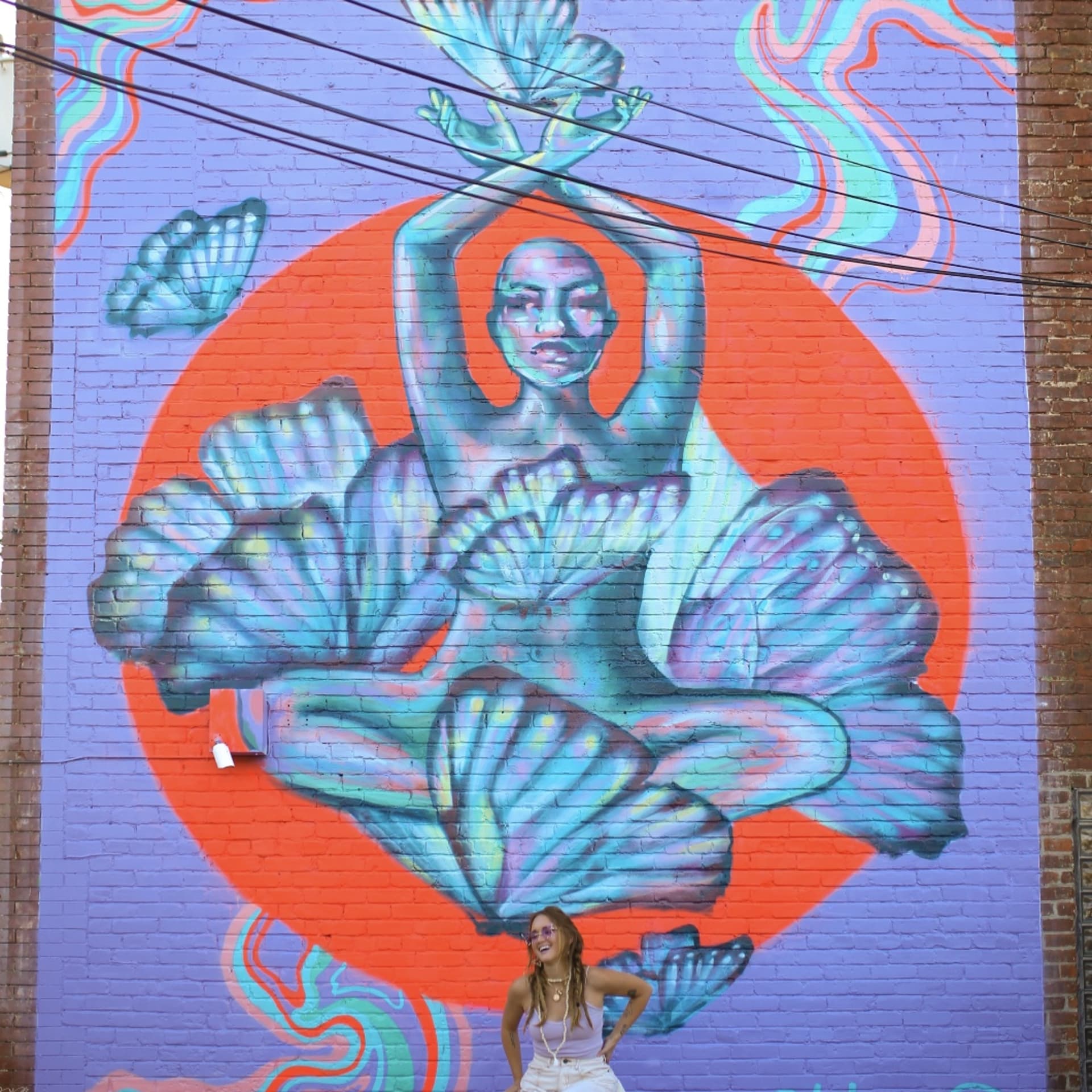 Emsculptneo Mural x Beautify Earth detail