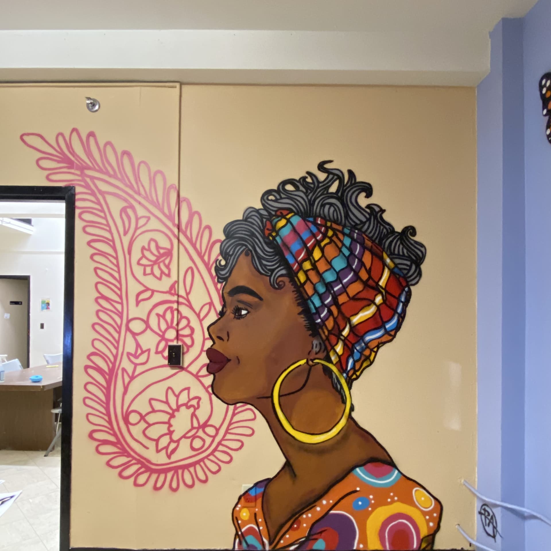 African Queen  detail