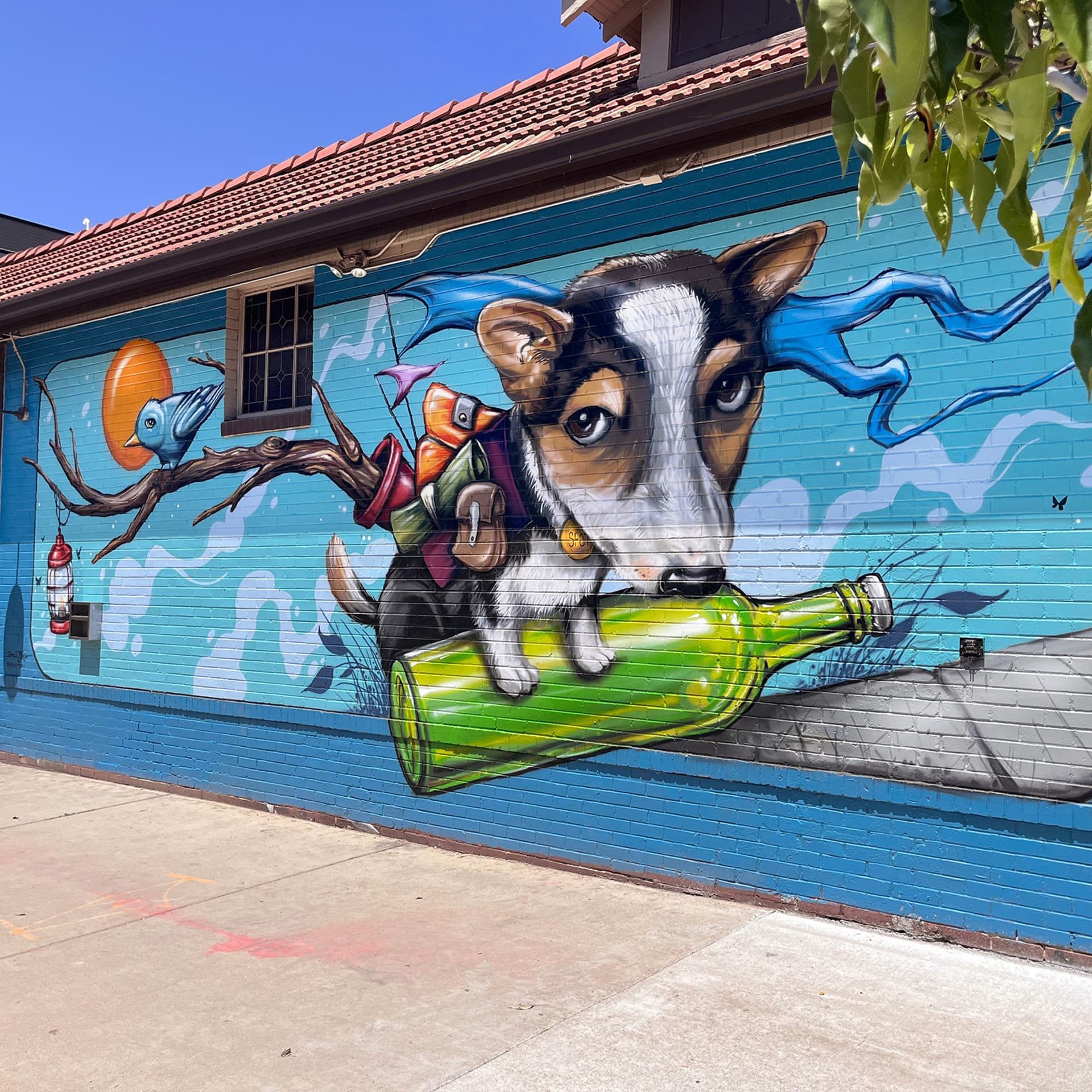 Spot mural detail