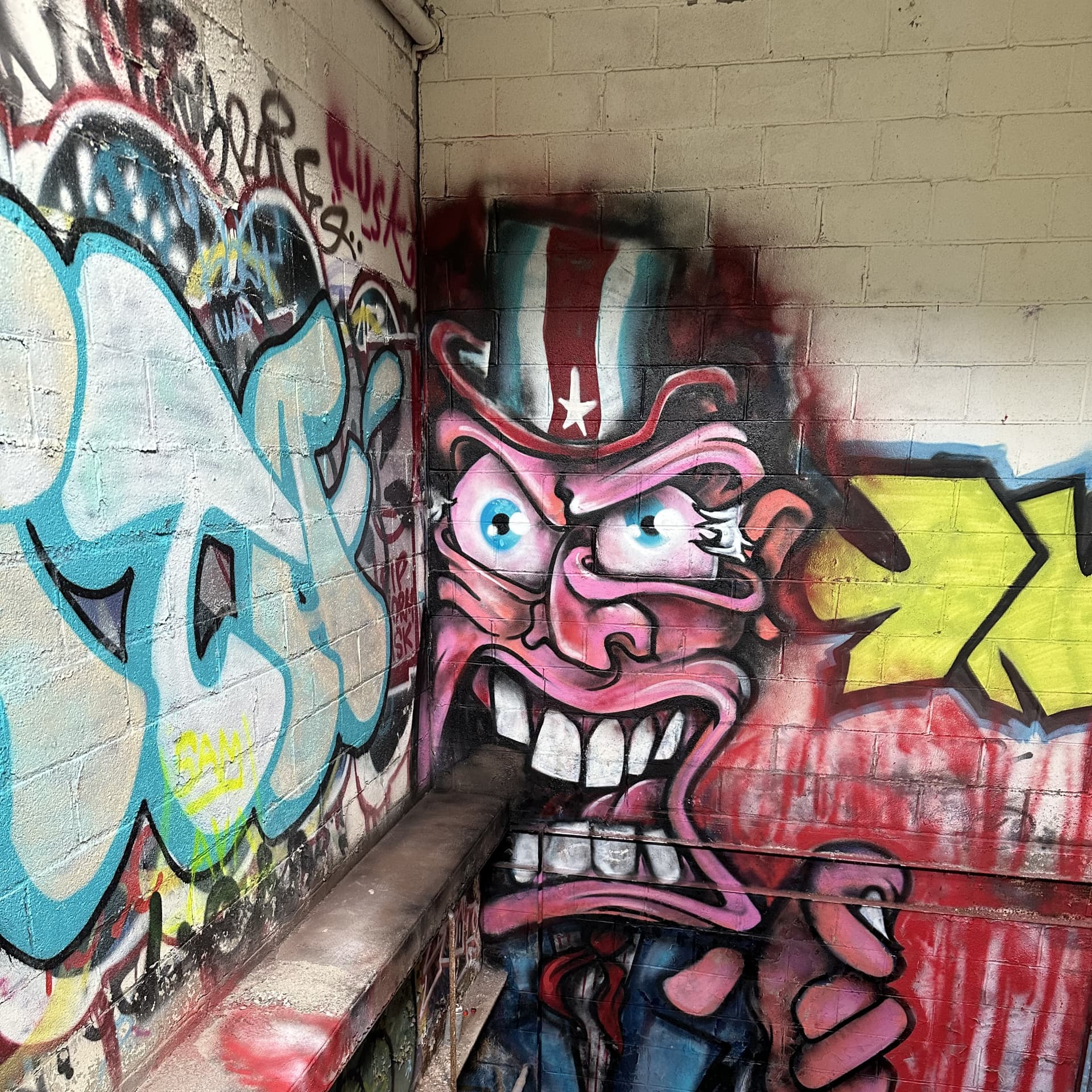 Uncle Scram detail