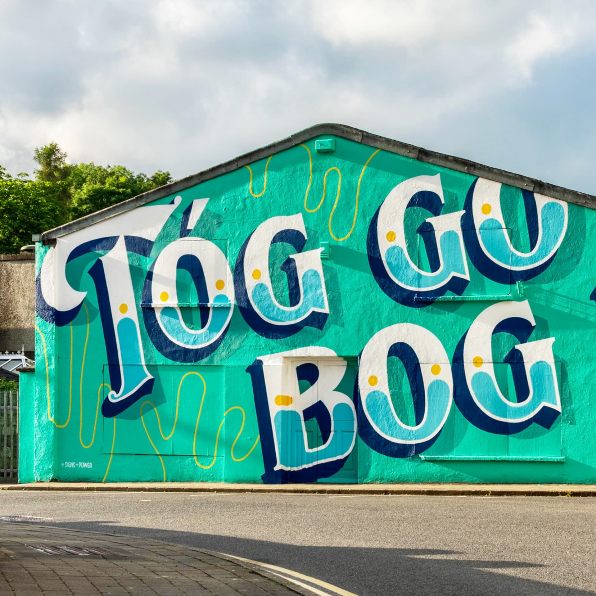Tóg go bog é detail