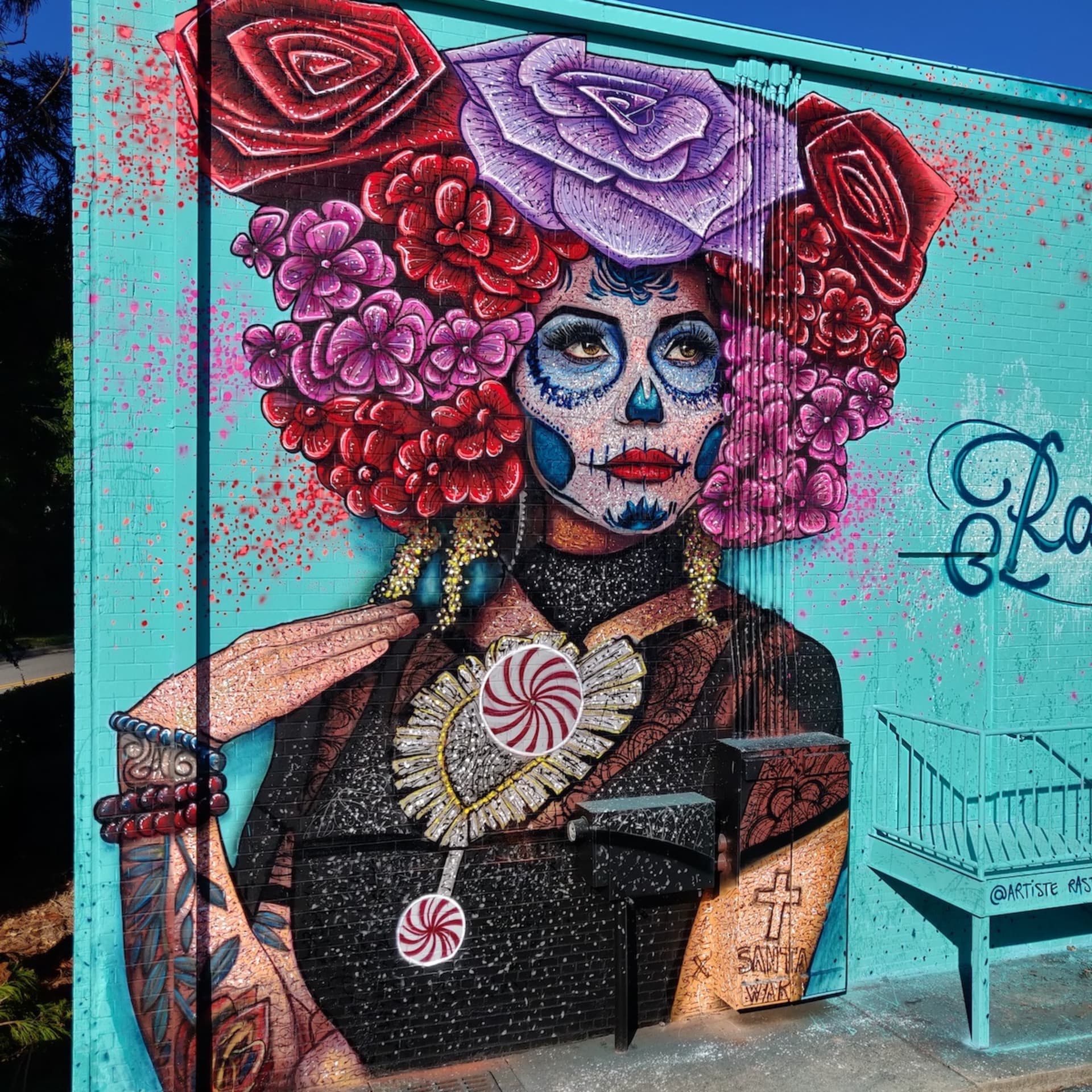 Rosa - mechanical mural electrically powered (8 motors) see video on https://youtu.be/QNr6PNJi7m4 detail