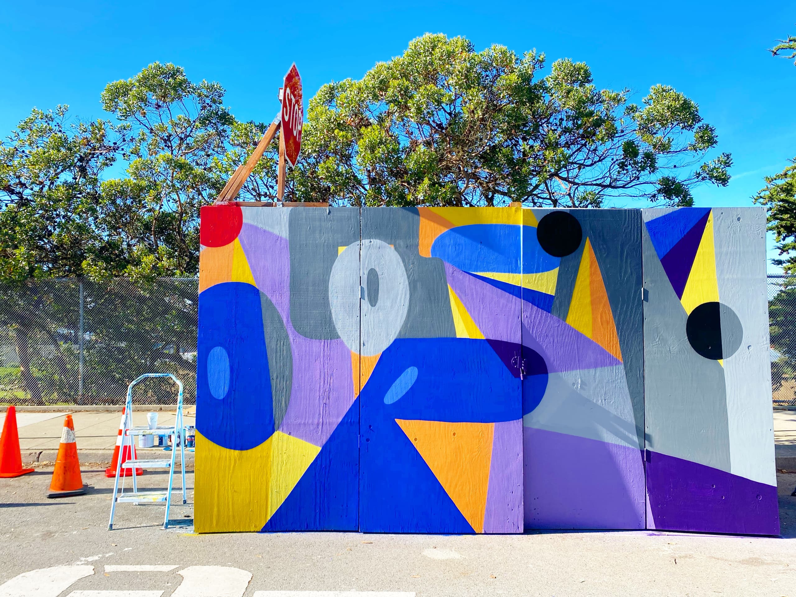 Vibrant Geometries of Urban Expression