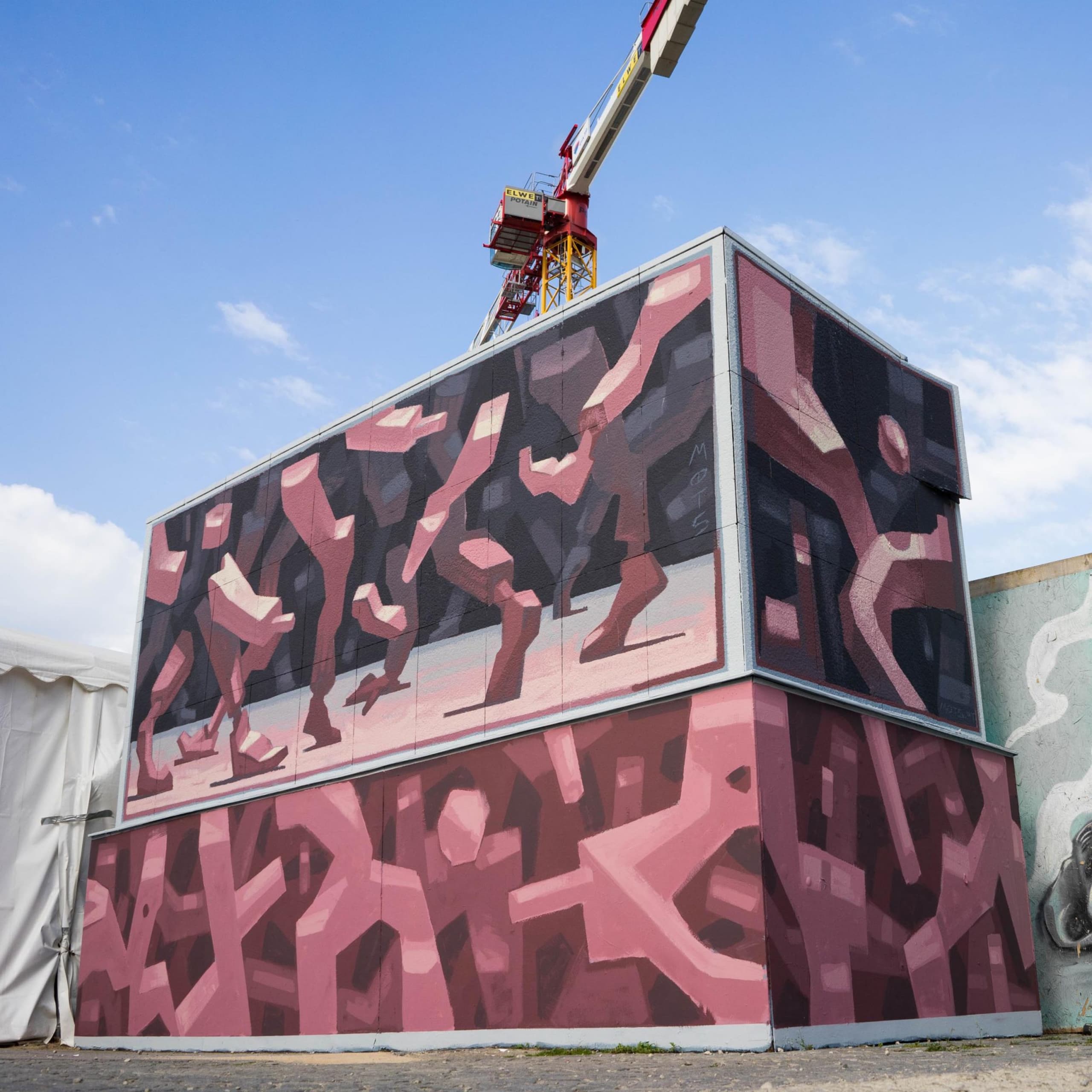 Walking – mural painted for the City of Luxembourg by Mots