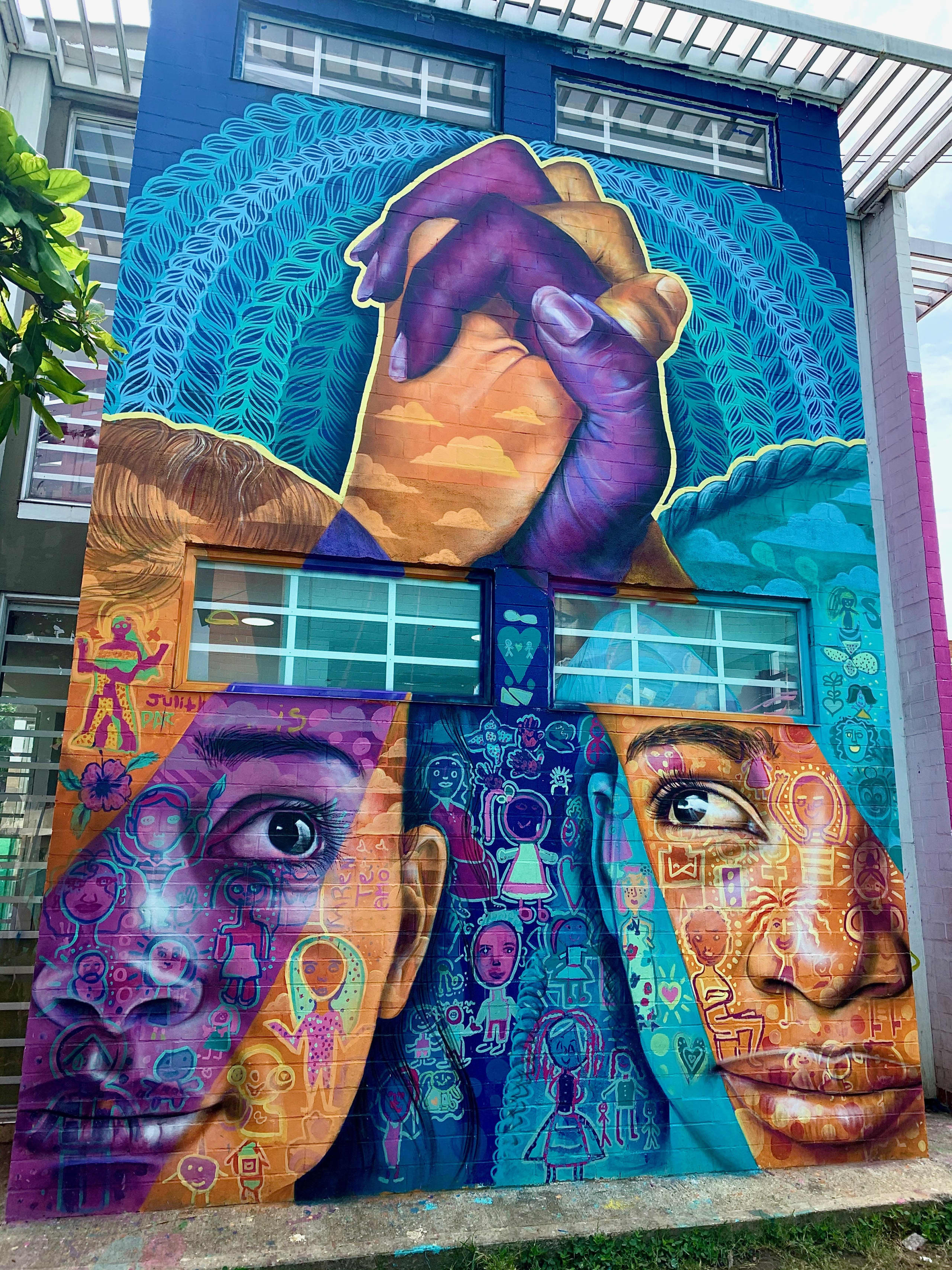 Unidad by Joel Bergner